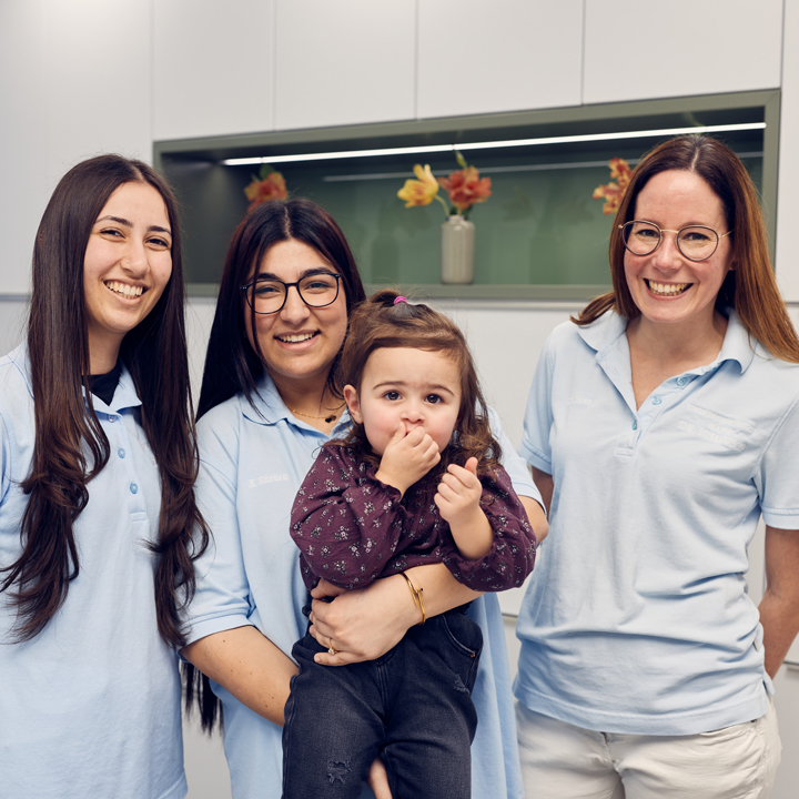 Gebissmodell Gelb | Kieferorthopädische Fachzahnarztpraxis Dr. Schaurer in Mannheim